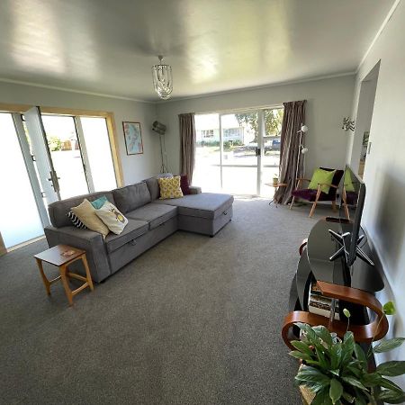 Green Door - One Bedroom Apartment Whakatane Eksteriør bilde